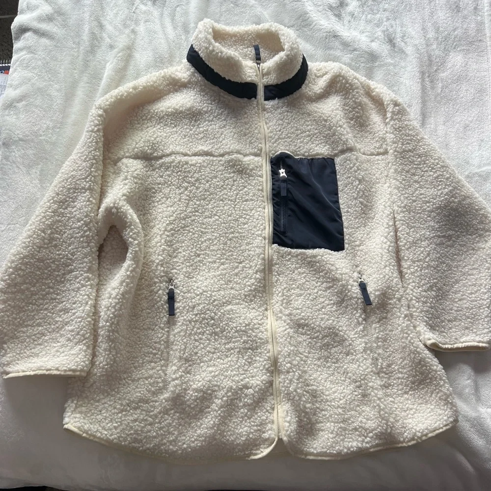 Sherpa Jacket - Picture 1 of 2